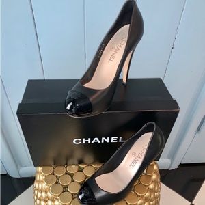 CHANEL PUMPS